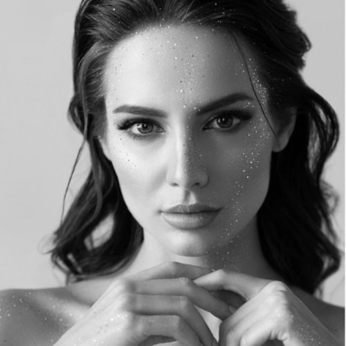Simona K.